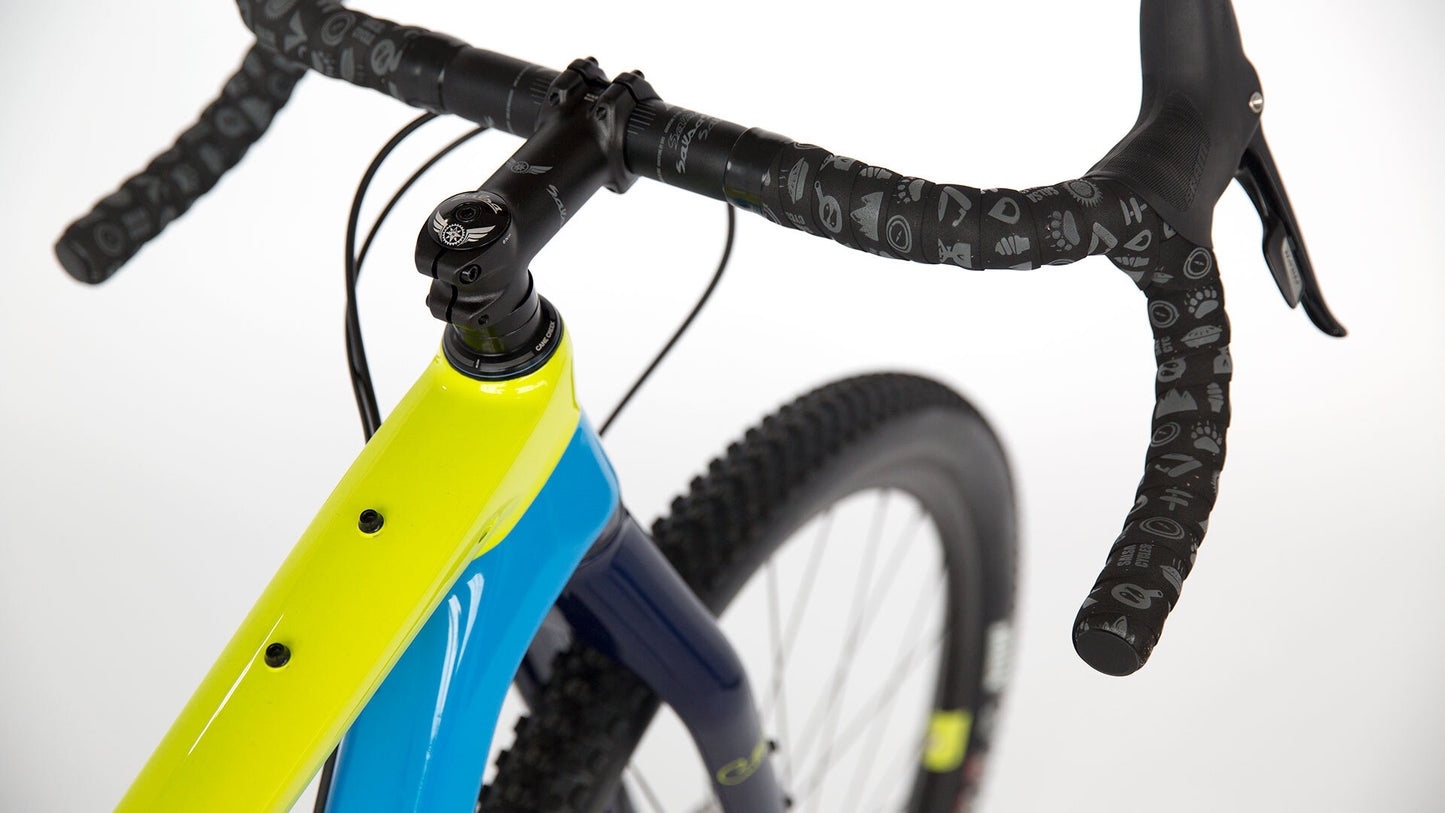 Salsa Cutthroat Carbon bike blue and yellow color handlebar and head tube area focus