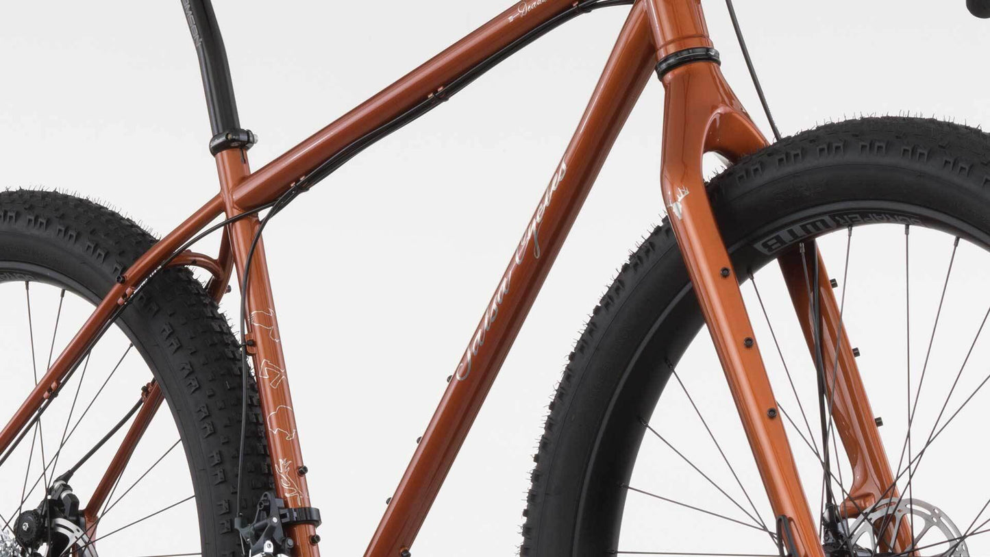 Salsa Deadwood steel 29-plus bike copper color front three-quarter view fork focus