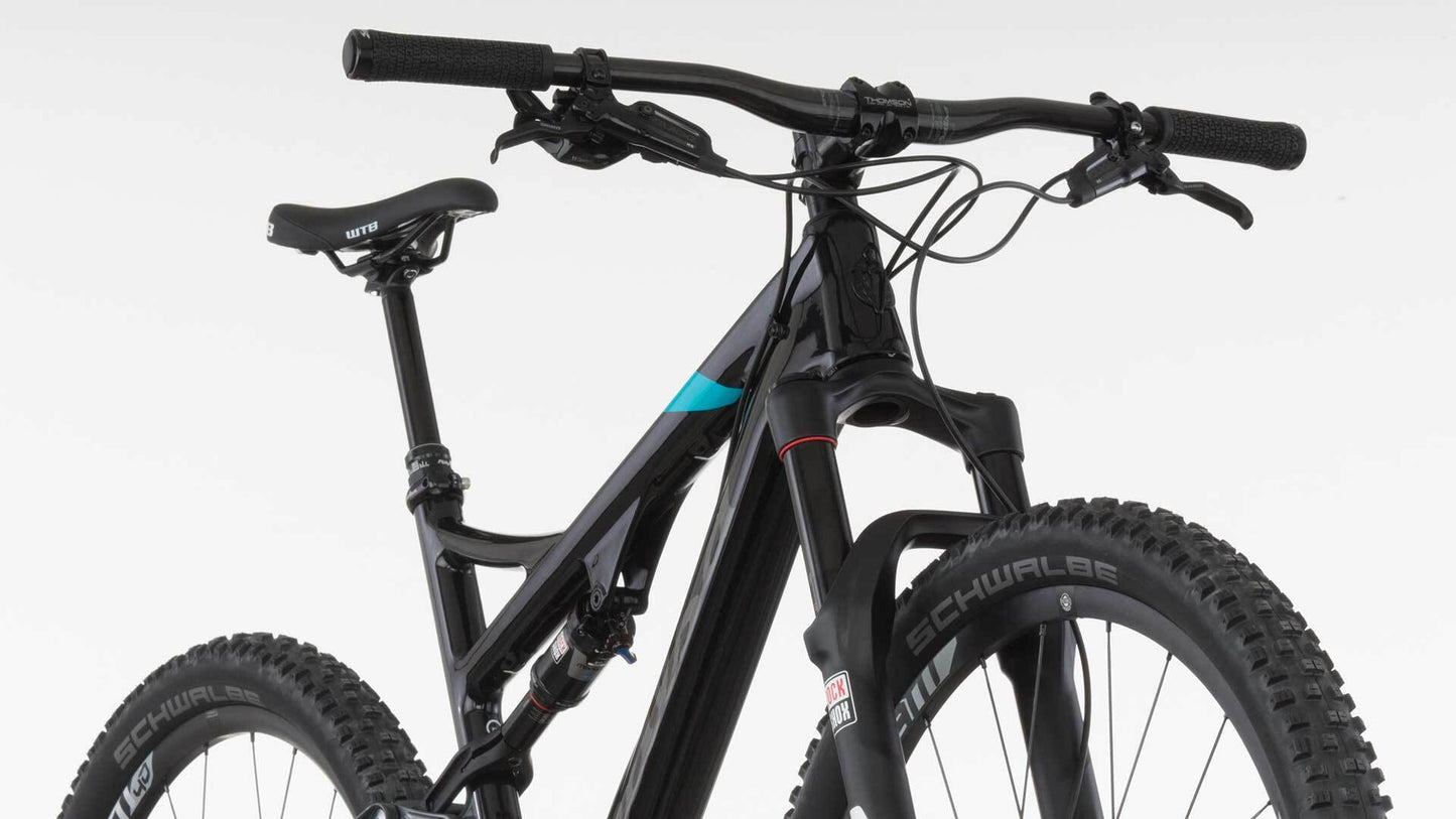 Salsa Horsethief Carbon XO1 bike black color front three-quarter view close-up