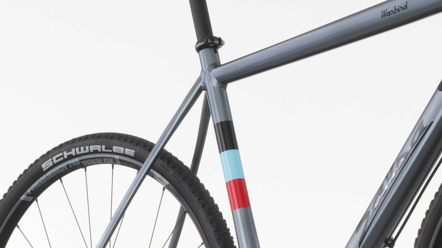 Salsa Warbird 105 bike gray blue color seat tube and top tube area focus