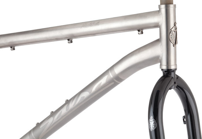 Salsa Mukluk Ti frameset head tube area focus