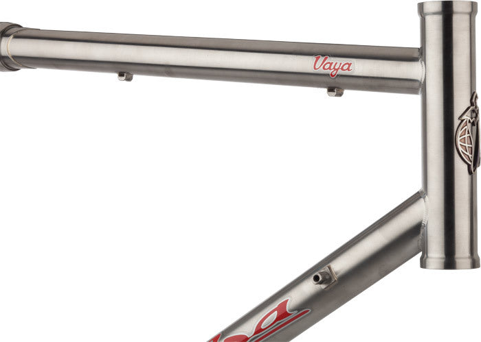 Salsa Vaya Travel frameset headtube area focus
