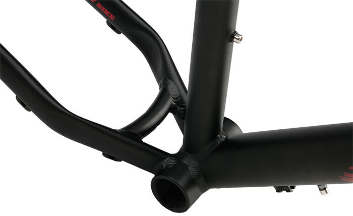 Salsa Mukluk 2 frameset black color bottom bracket area focus