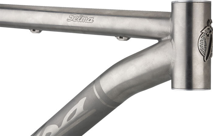 Salsa Selma Ti frame head tube area focus
