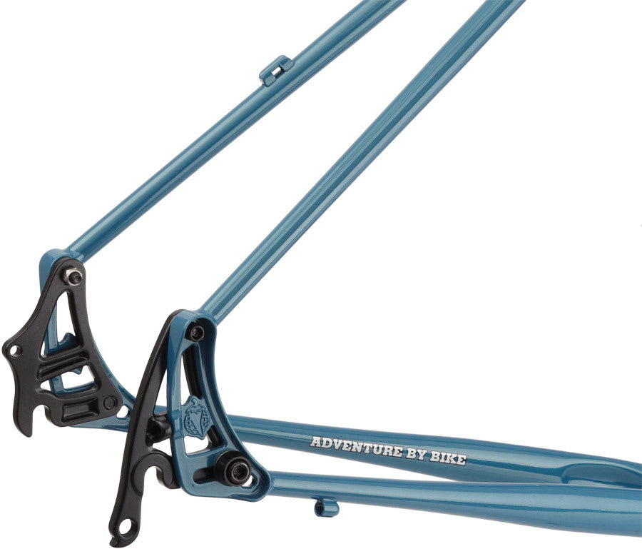 Salsa El Mariachi frame blue color rear dropout area focus
