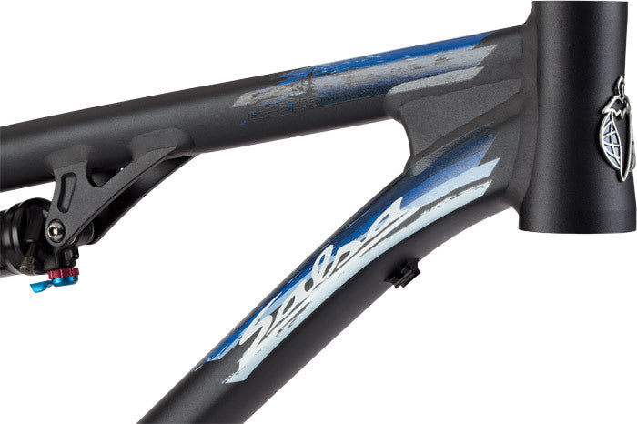 Salsa Spearfish 1 frame black and blue color headtube area focus