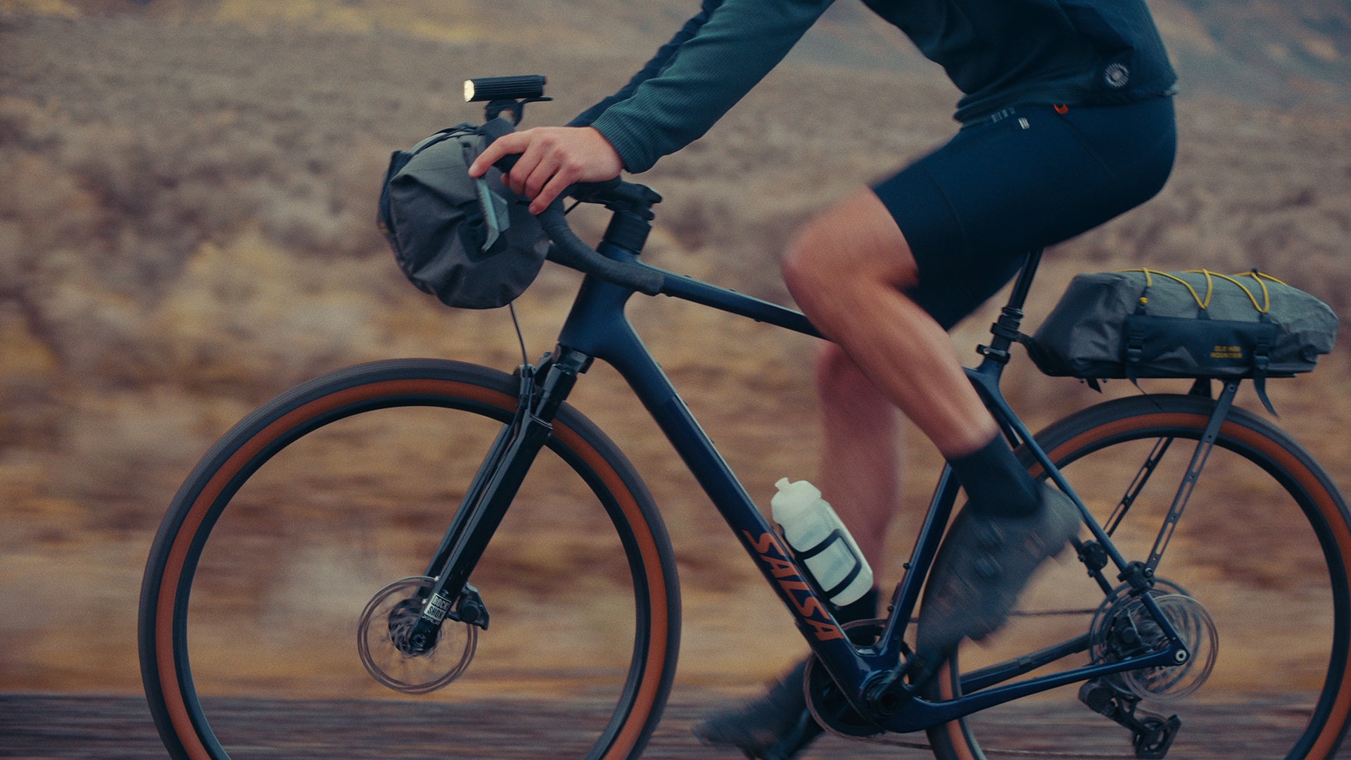 Old Man Mountain Manzanita Bag | Salsa Cycles