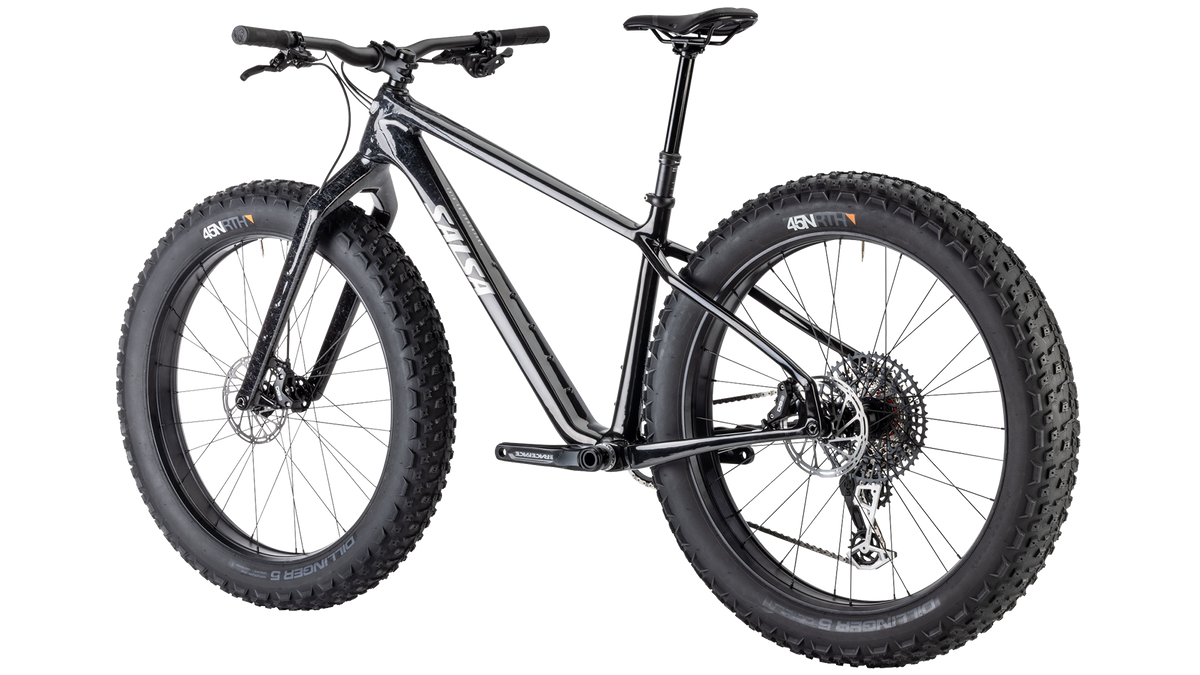 Salsa Beargrease Carbon - Onyx Black - rear three quarter view