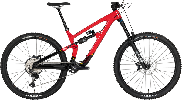 Carbon Enduro Bike – Cassidy Carbon C XT – Salsa Cycles